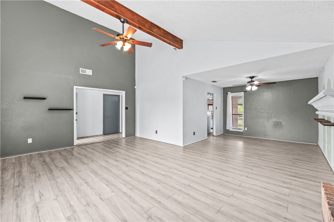 7234 Diamond Ridge Dr Property Photo 5