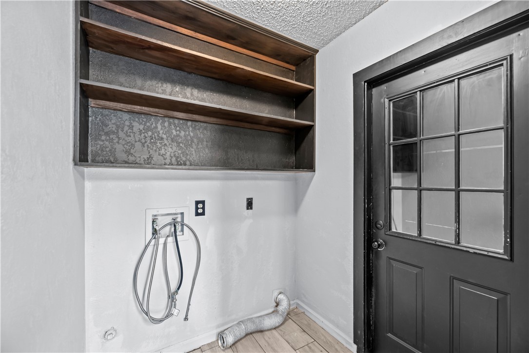 7234 Diamond Ridge Dr Property Photo 17