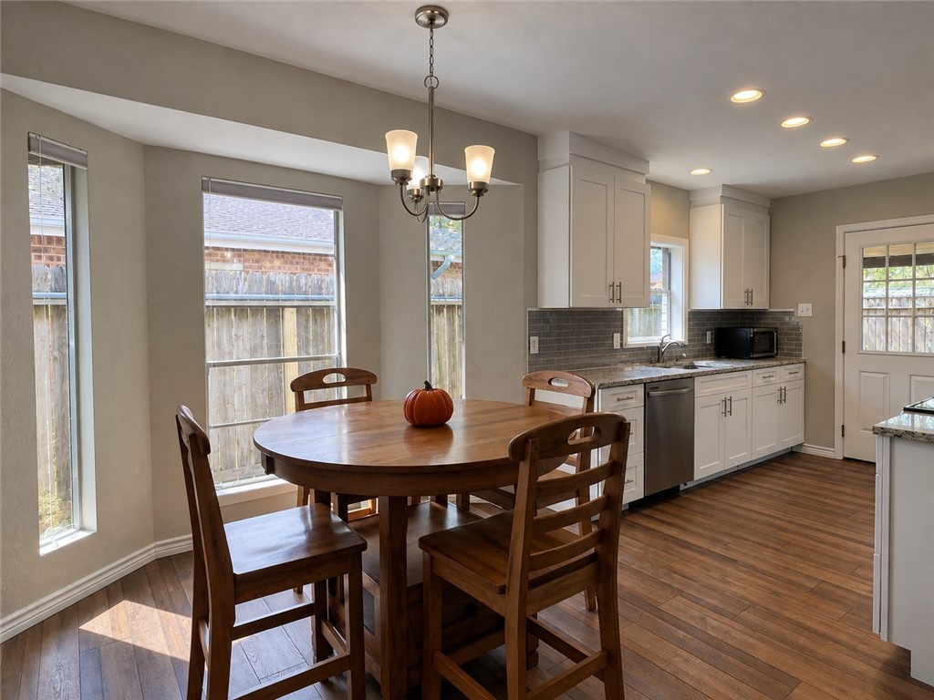482776 Property Photo 9