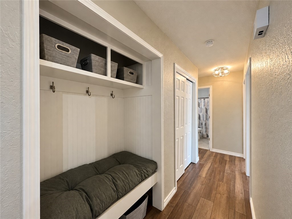 482776 Property Photo 22