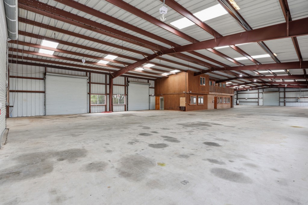 1106 State Highway 35 Property Photo 7