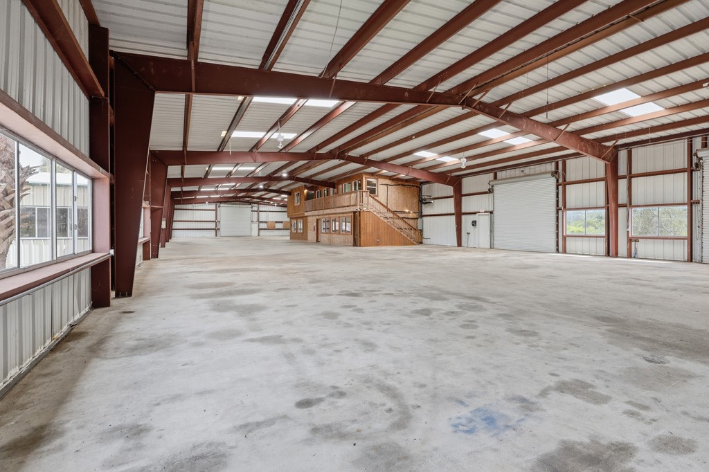 1106 State Highway 35 Property Photo 8