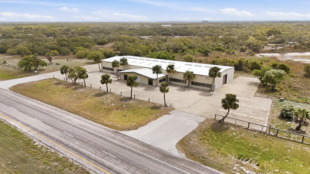 1106 State Highway 35 Property Photo 27