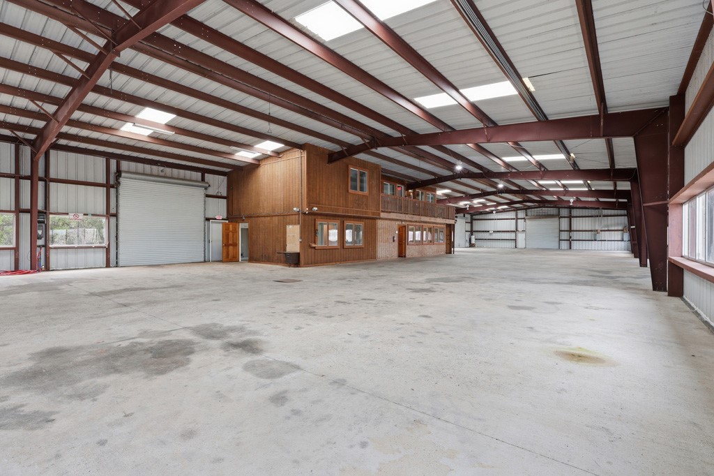 1106 State Highway 35 Property Photo 37