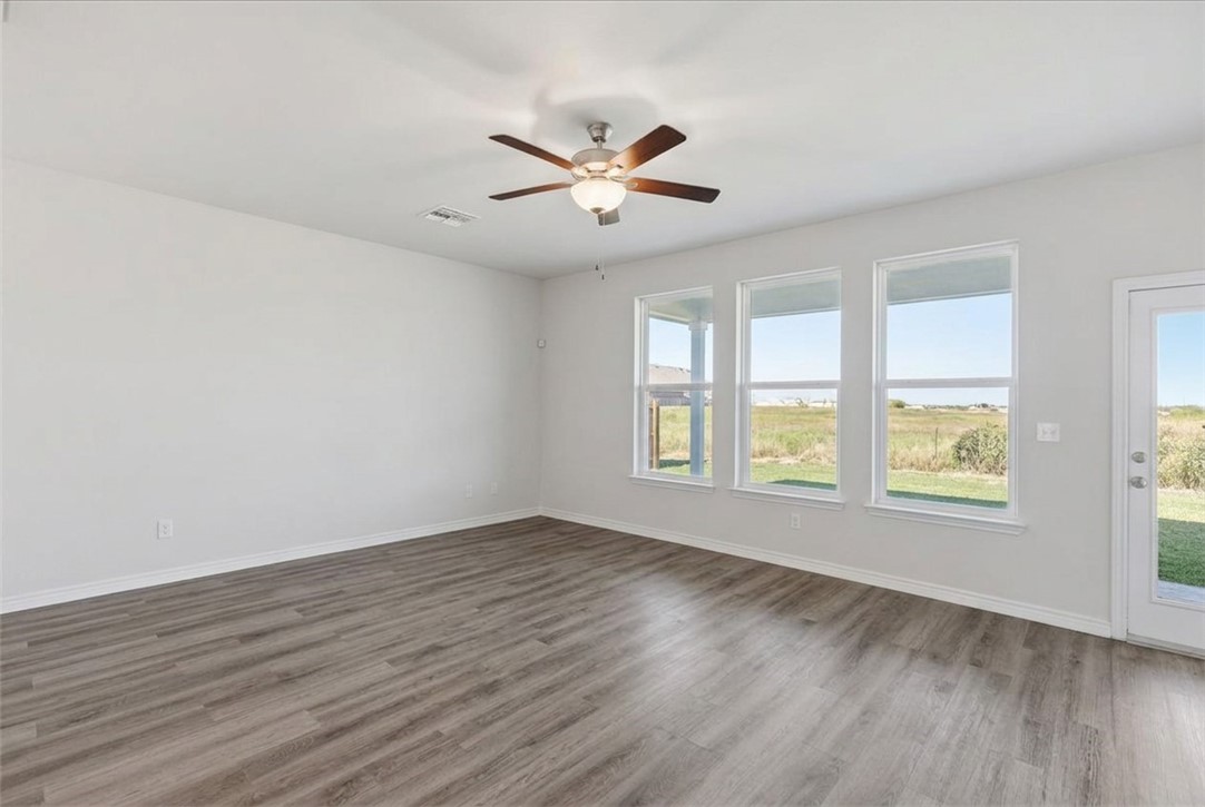 1706 Henry Morgan St Property Photo 7
