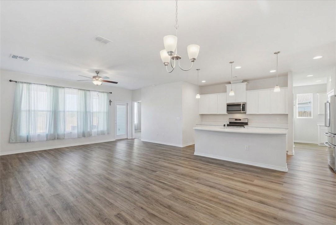 1706 Henry Morgan St Property Photo 23