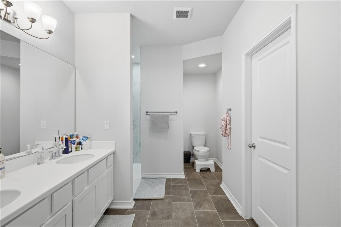 1706 Henry Morgan St Property Photo 27