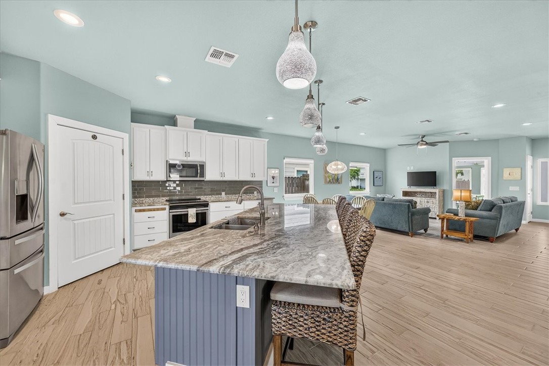 1022 Channel Vista Dr Property Photo 12