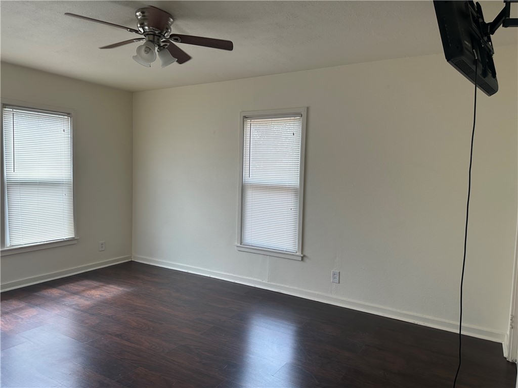 3651 Lawnview St Property Photo 12