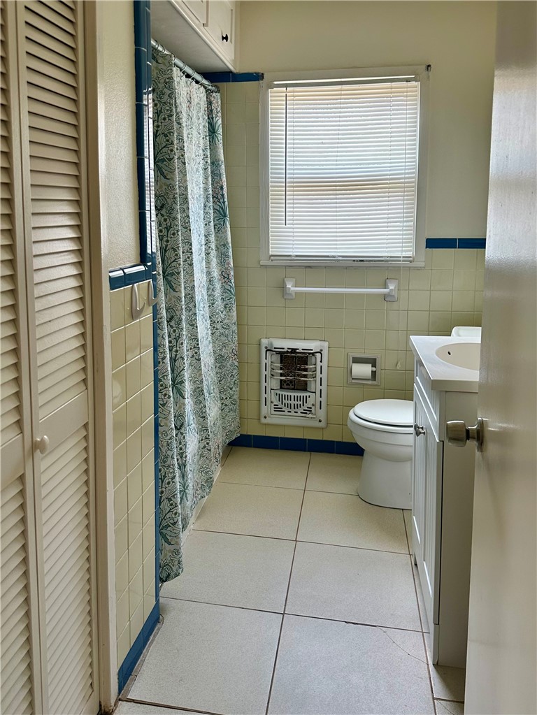 3651 Lawnview St Property Photo 18