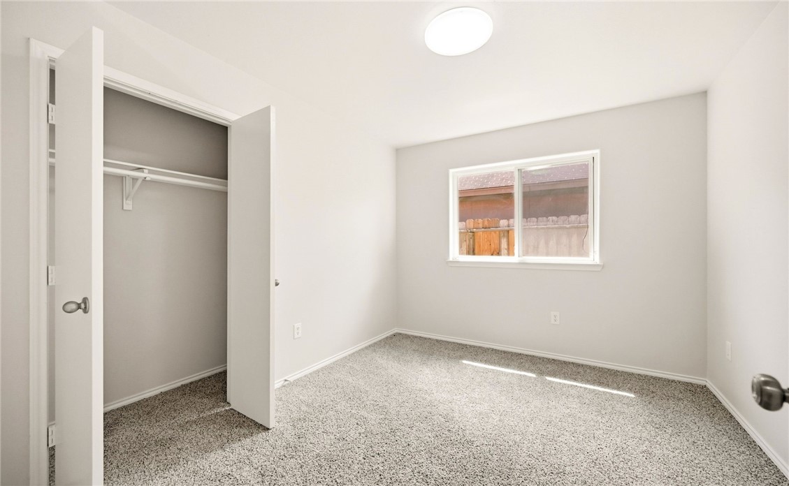 1737 Gallop Property Photo 8