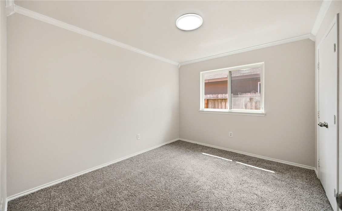 1737 Gallop Property Photo 10