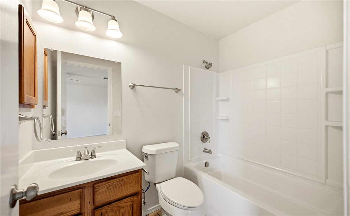 1737 Gallop Property Photo 13