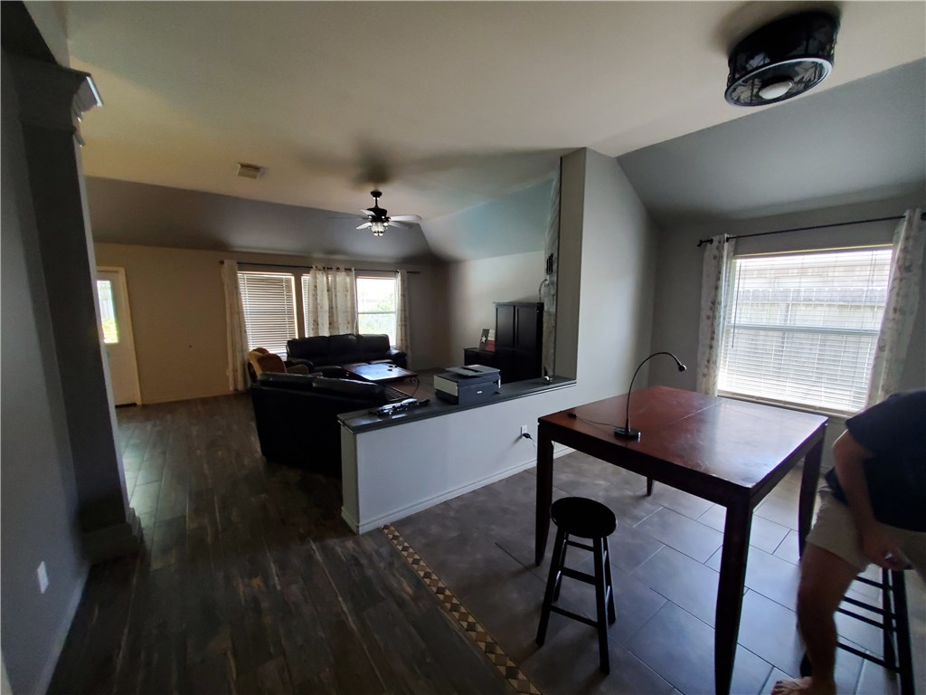 6710 Pembrock Property Photo 11