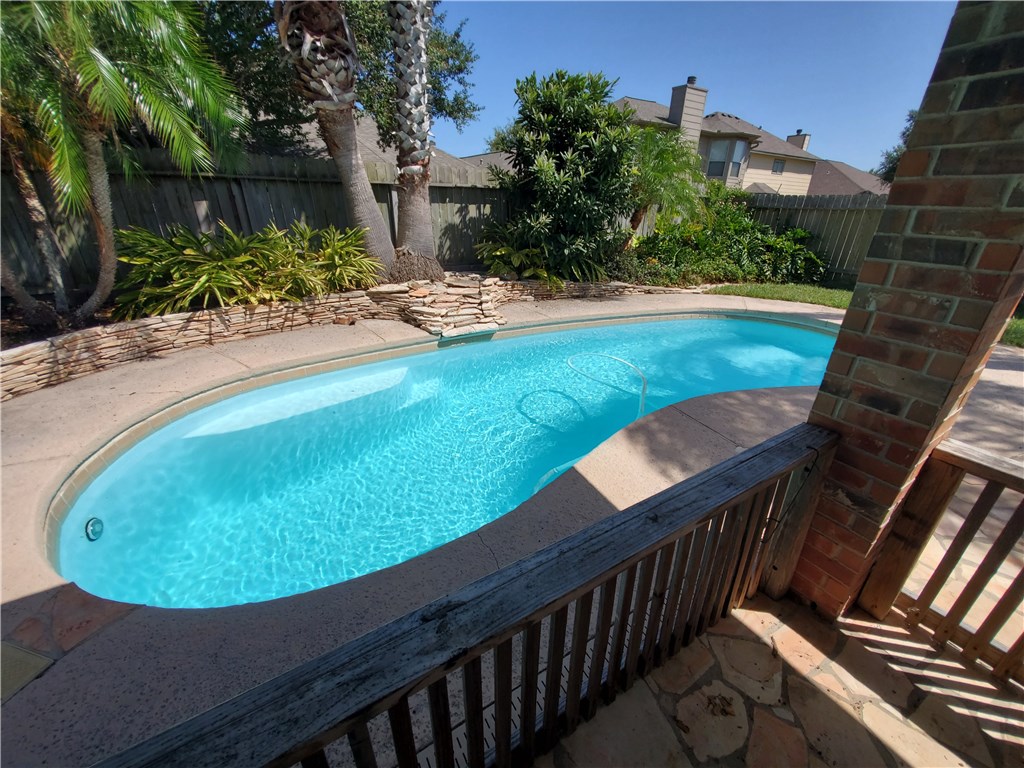 6710 Pembrock Property Photo 13