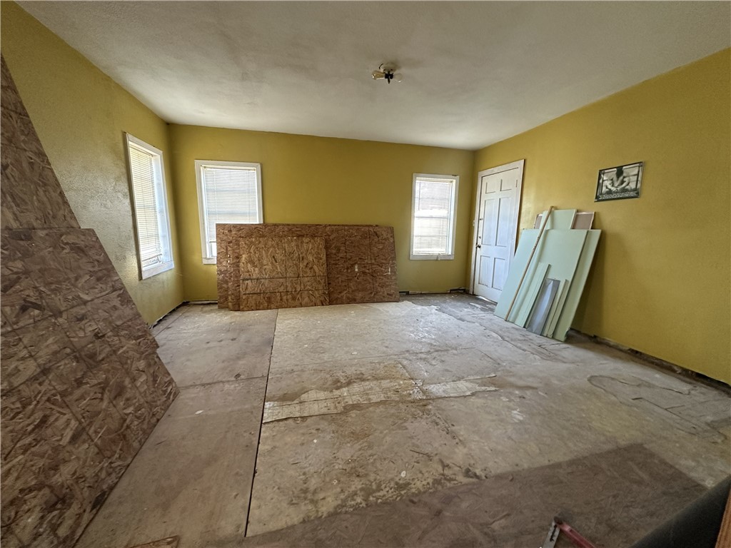 303 E Joyce St Property Photo 10