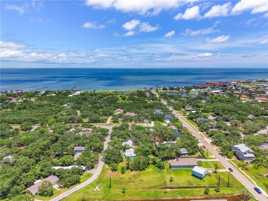 210 Timber Lane Property Photo 7