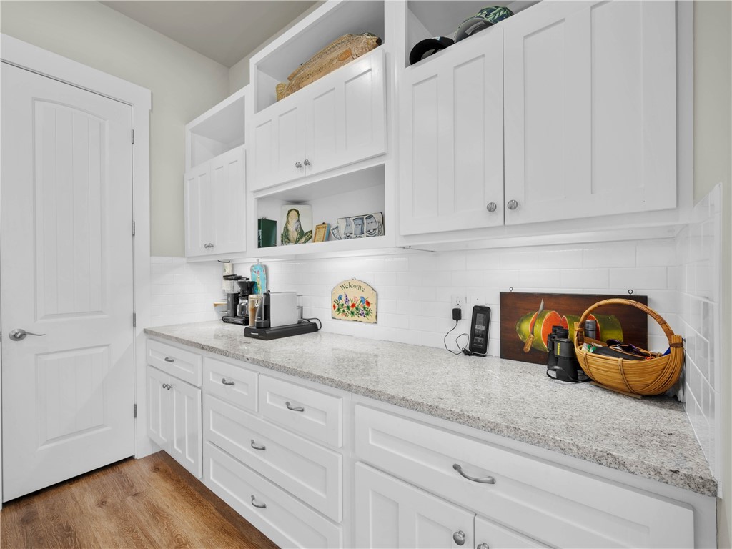 513 Traylor Blvd Property Photo 11