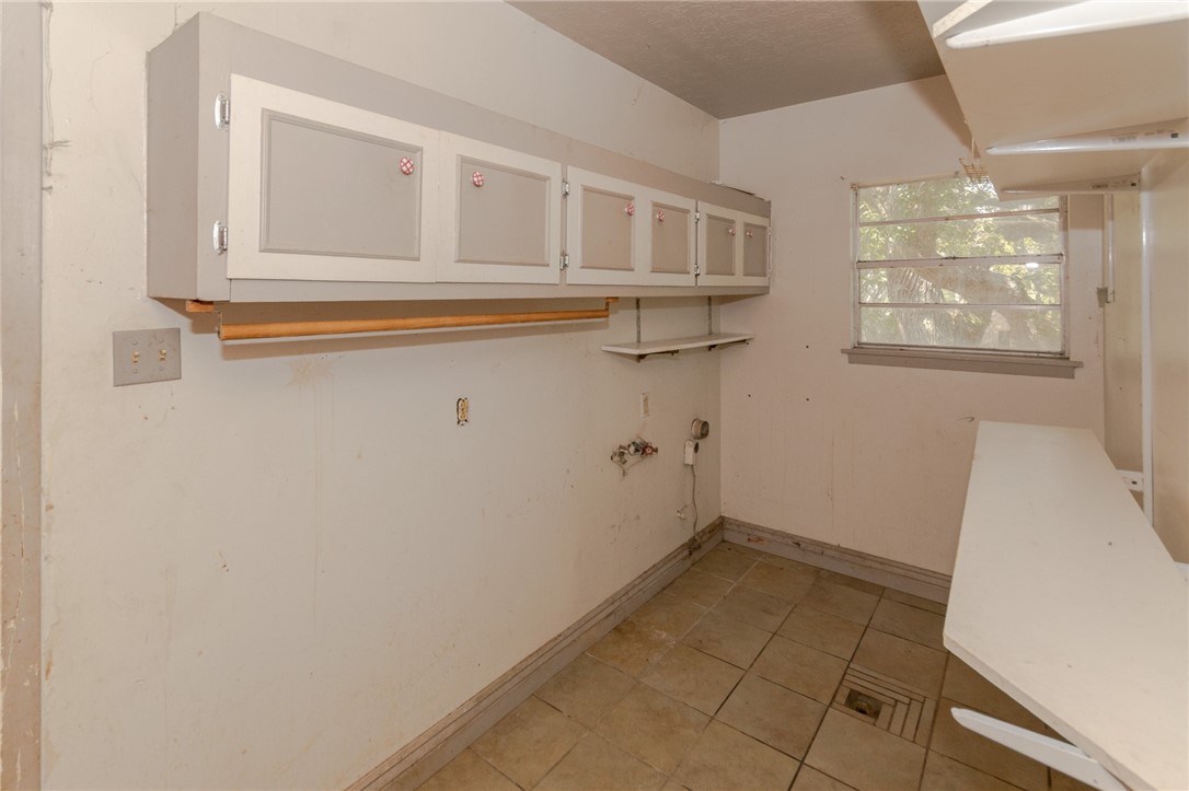 1522 S Mccampbell St Property Photo 10