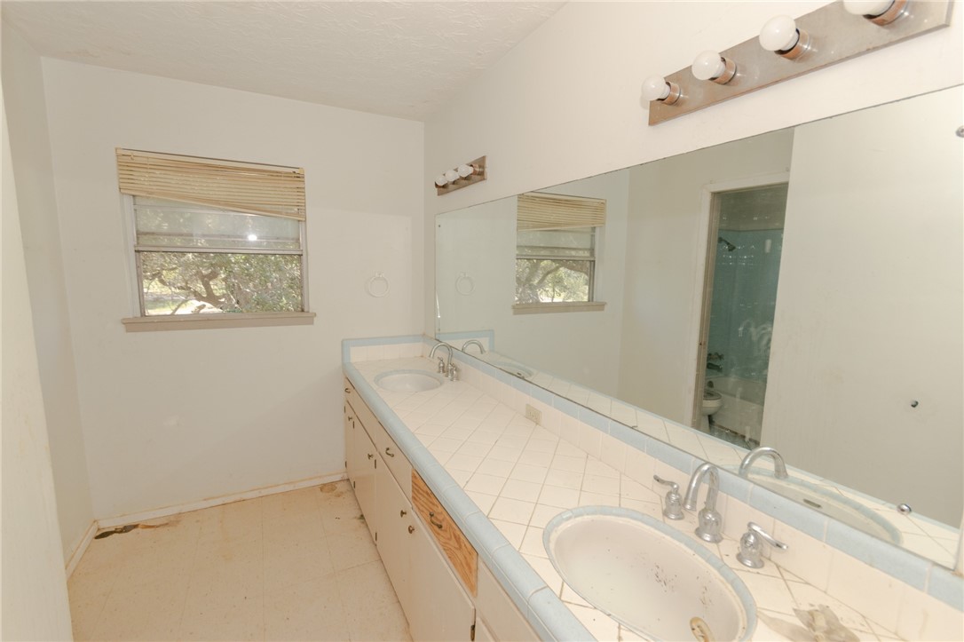 1522 S Mccampbell St Property Photo 13