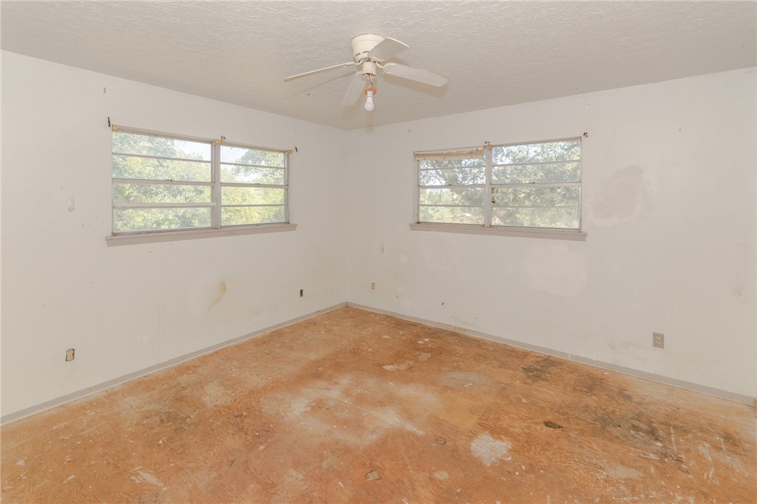 1522 S Mccampbell St Property Photo 16