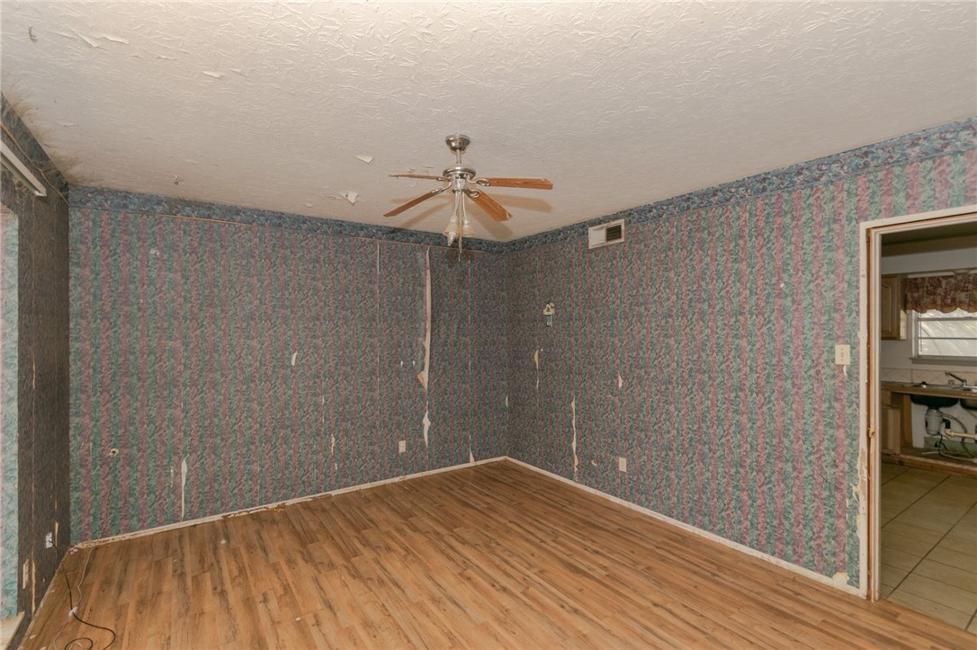 1522 S Mccampbell St Property Photo 17
