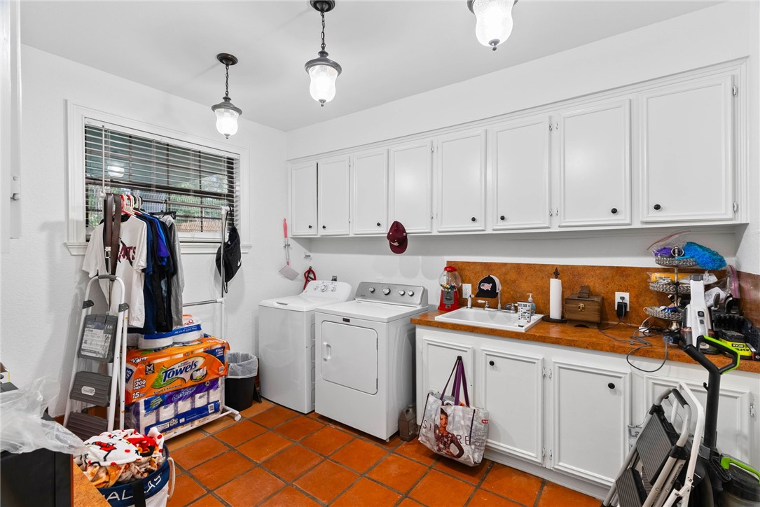 3213 Fair Oaks Dr Property Photo 8