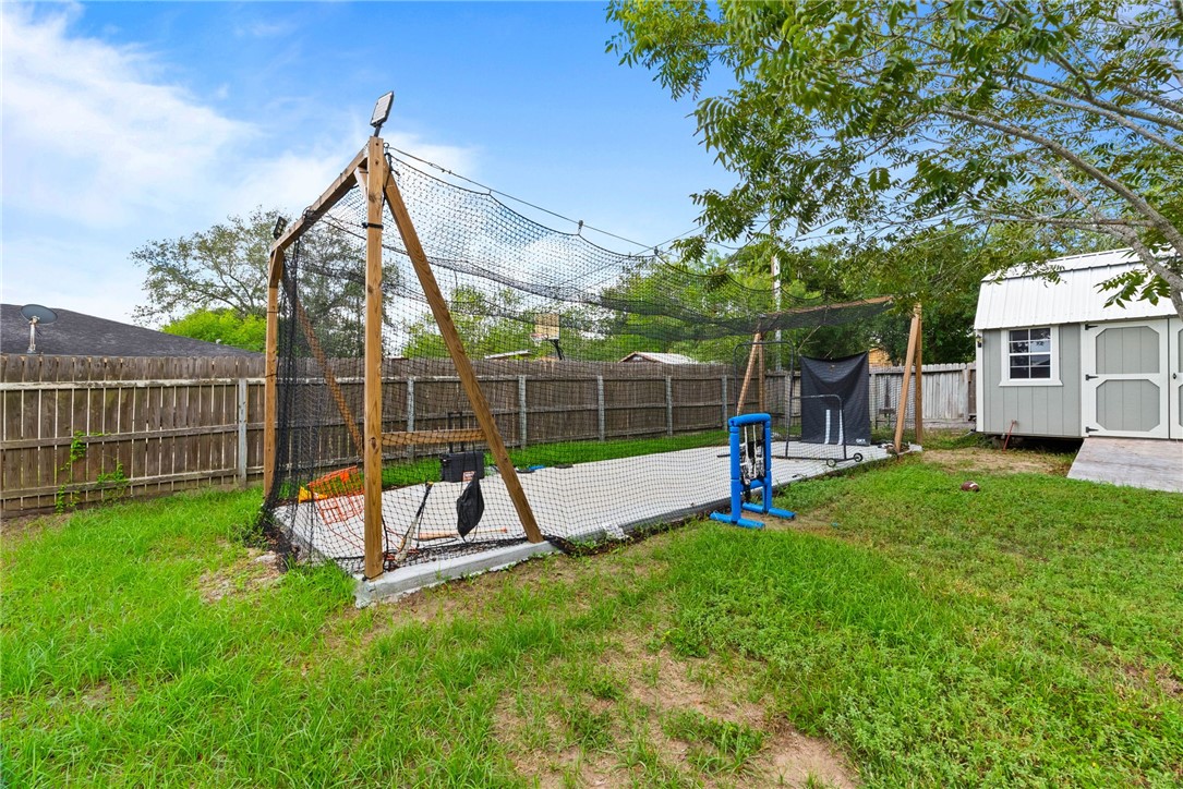 3213 Fair Oaks Dr Property Photo 23