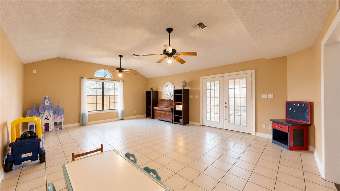 4321 Crested Butte Dr Property Photo 21