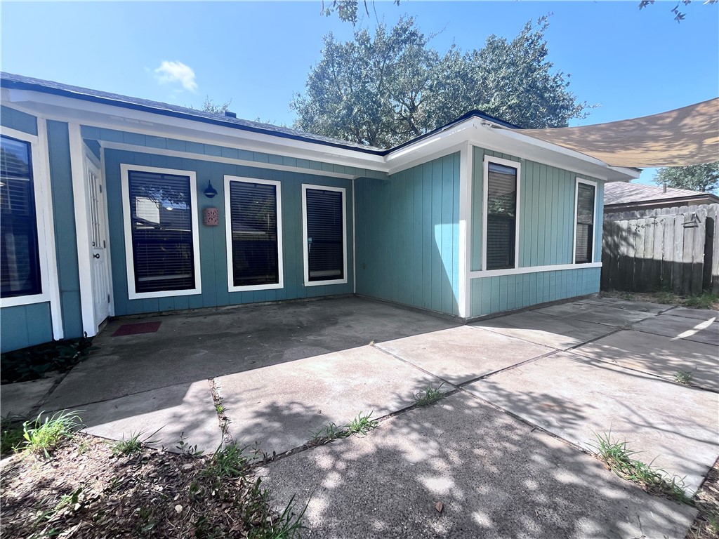 2200 Spring Park Dr Property Photo 16
