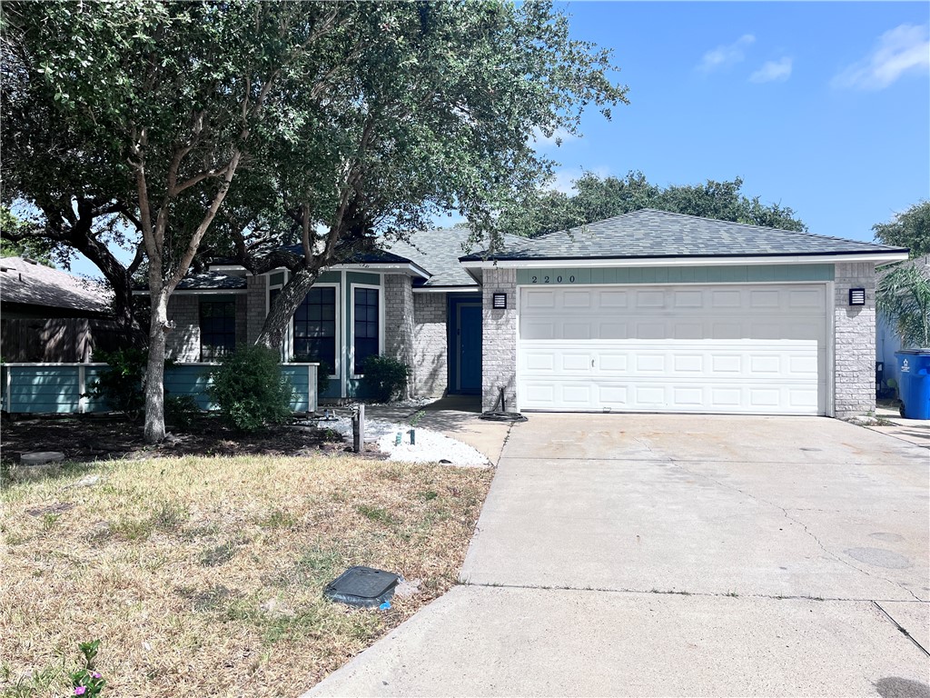 2200 Spring Park Dr Property Photo 31