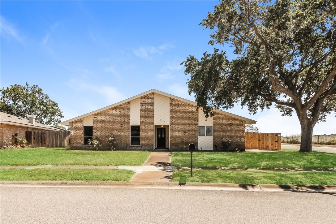 3349 Celon Dr Property Photo 1