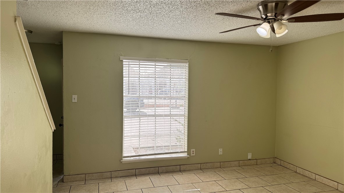 7225 Owen Ct B Property Photo 2