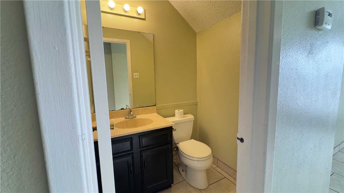 7225 Owen Ct B Property Photo 5
