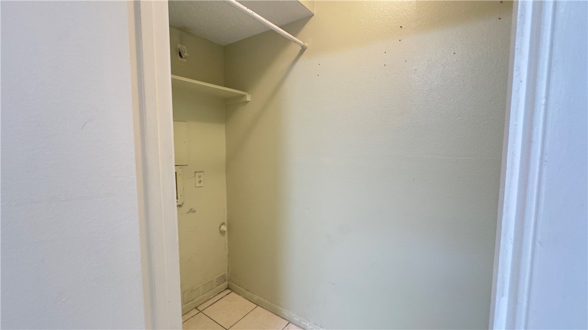 7225 Owen Ct B Property Photo 7