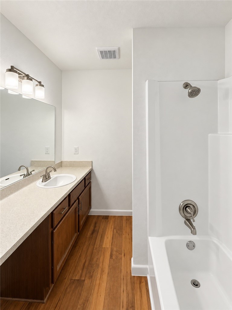 3725 Thornberry Ct 3735 Property Photo 10