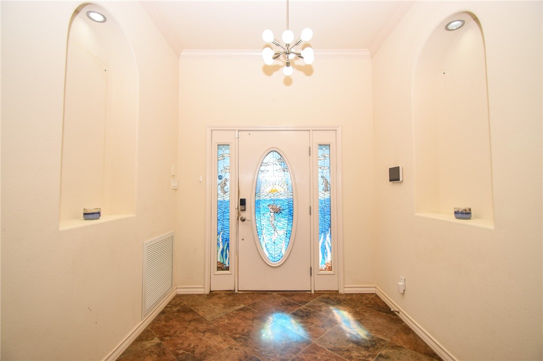 16121 Seagrape St Property Photo 8