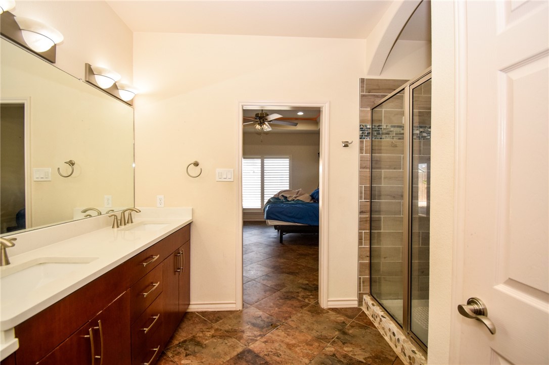 16121 Seagrape St Property Photo 25