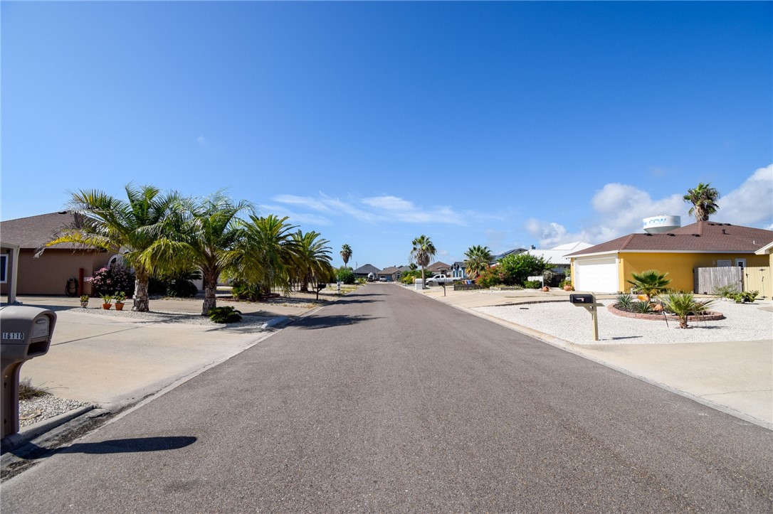 16121 Seagrape St Property Photo 45