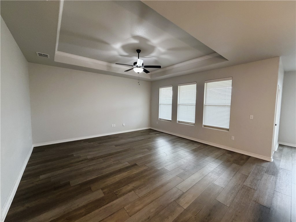 7910 Hulk Dr Property Photo 5