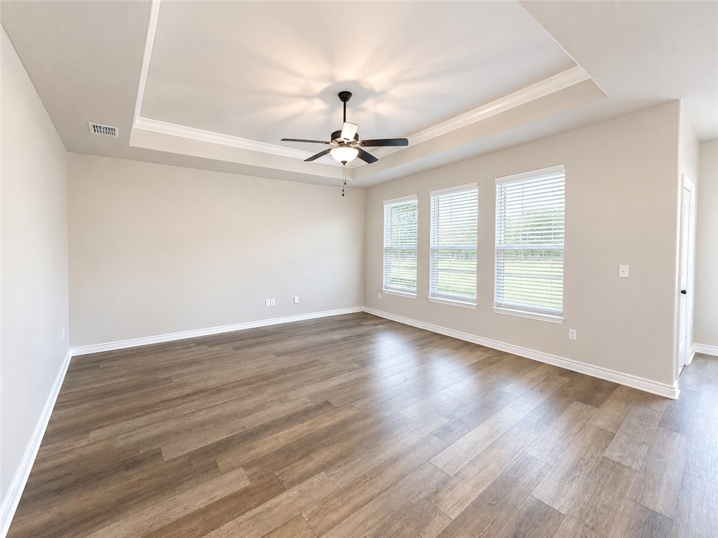 7910 Hulk Dr Property Photo 5