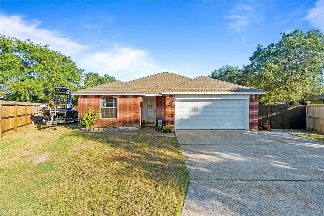 2141 Ridgewood Cir Property Photo 1