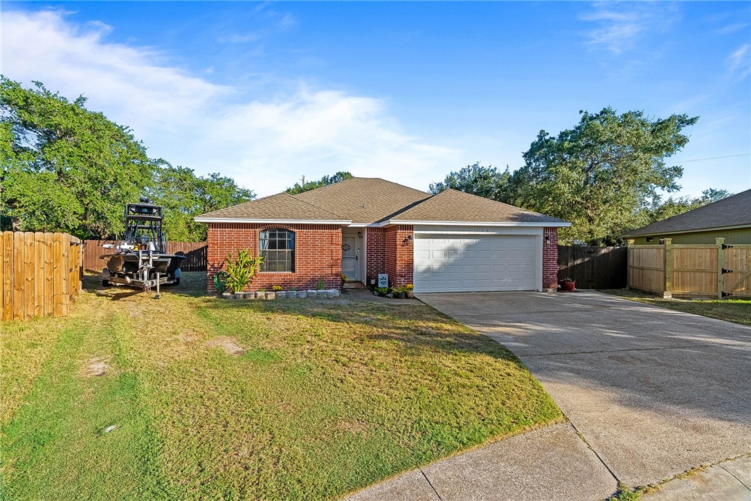 2141 Ridgewood Cir Property Photo 3