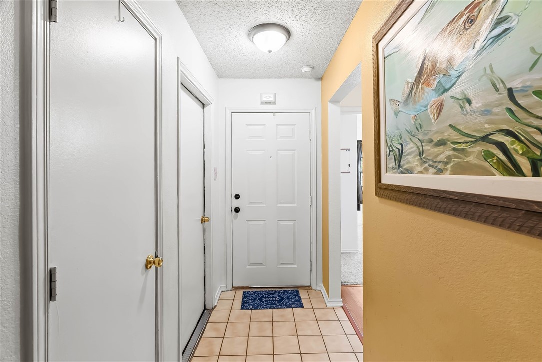 2141 Ridgewood Cir Property Photo 4