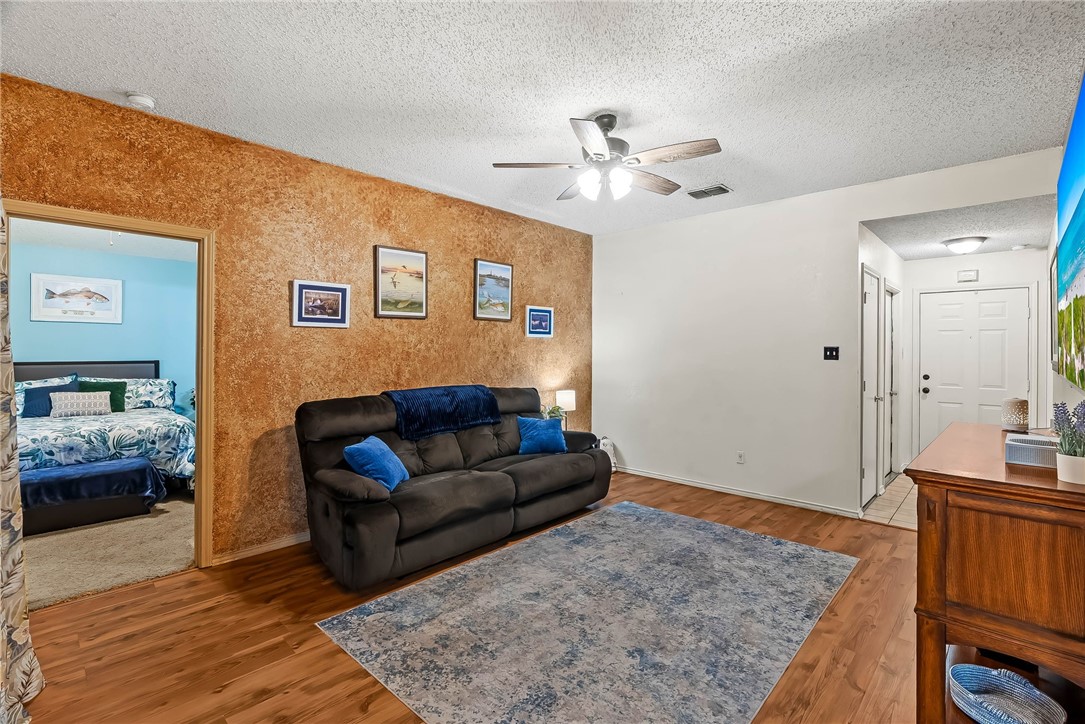 2141 Ridgewood Cir Property Photo 7