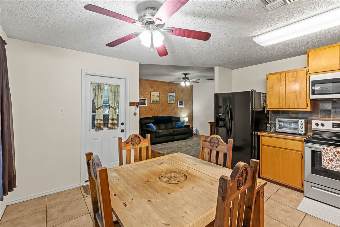 2141 Ridgewood Cir Property Photo 11