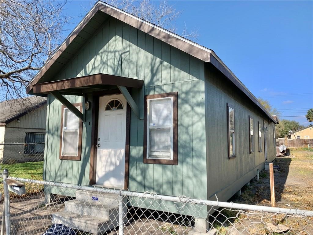 508 E Richard Ave Property Photo 1