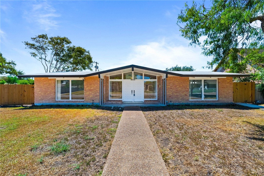 3445 Floyd St Property Photo 1