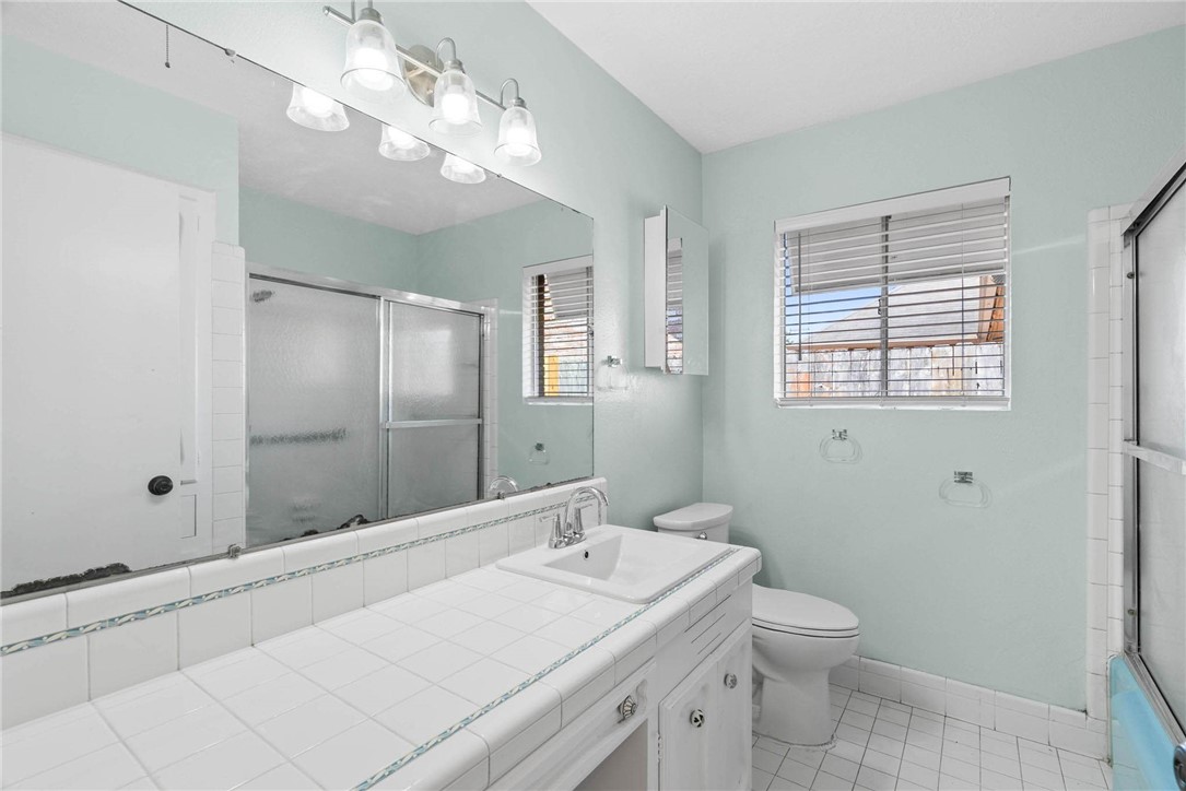 3445 Floyd St Property Photo 24