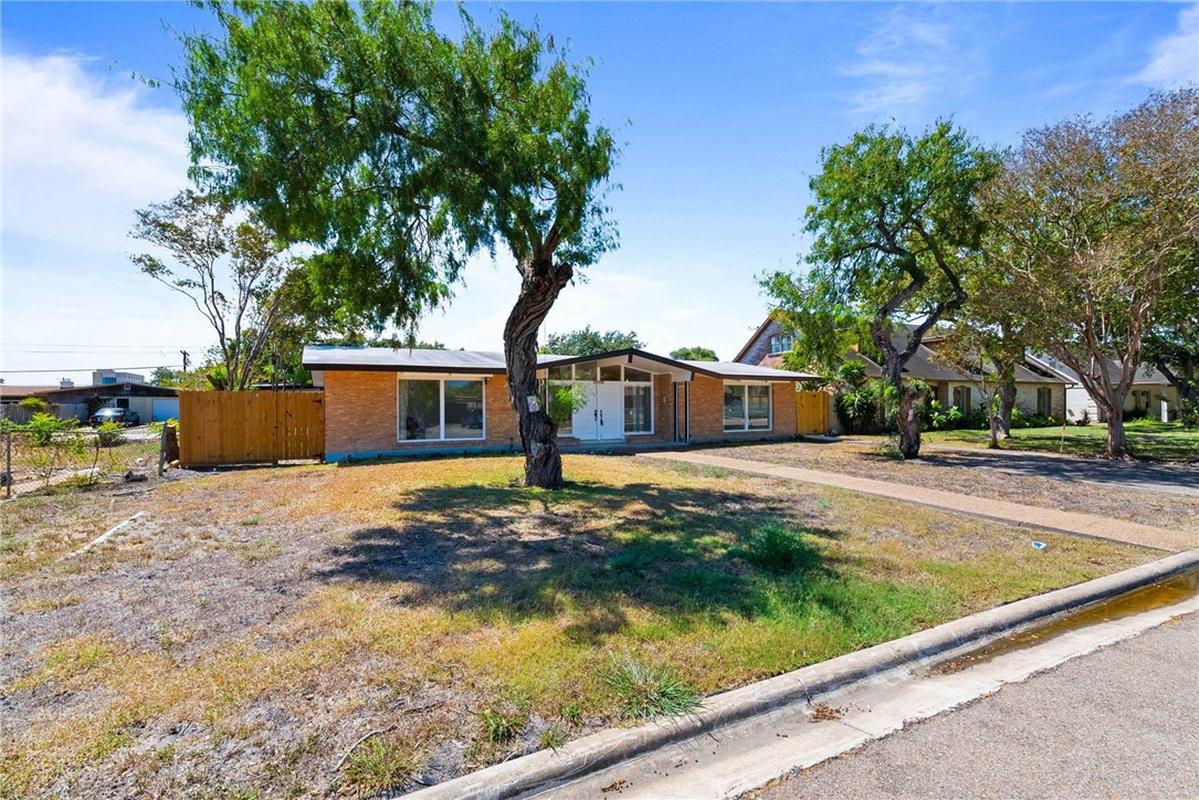 3445 Floyd St Property Photo 34